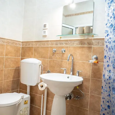 Appartement ~melody ~ With Breezy & Silent Ambience Hvar Town